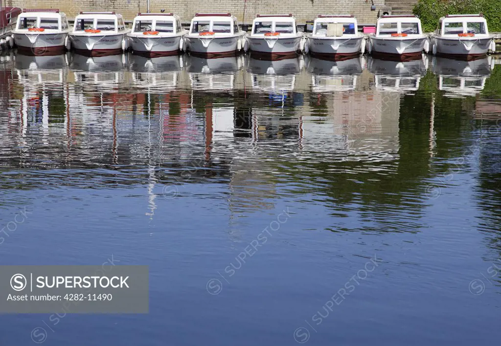 England, Oxfordshire, Abingdon. Self Drive Day Boats for hire from the Kingcraft and Abingdon Boat Centre on the River Thames at Abingdon Bridge.