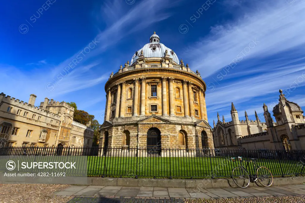 England, Oxfordshire, Oxford. Radcliffe Camera, Brasenose College and All Souls College on an autumn morning.