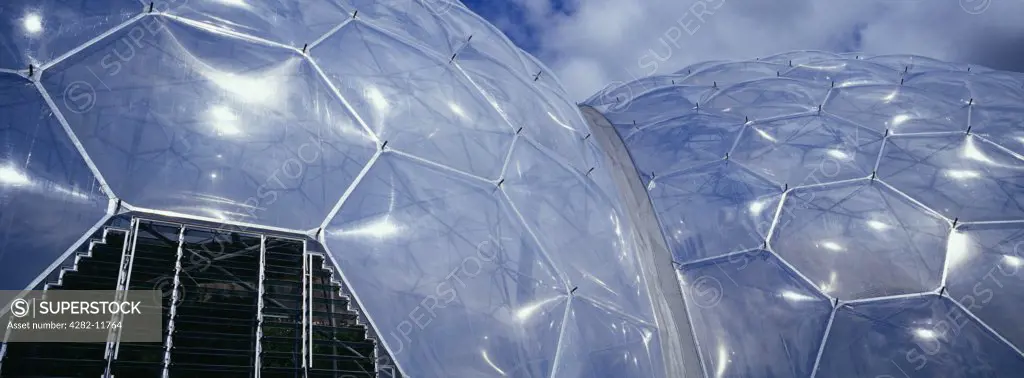 England, Cornwall, Bodelva. Exterior of the characteristic biome domes at the Eden Project.