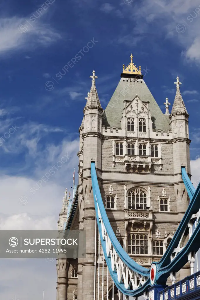 England, London, Tower Bridge. Tower Bridge over the River Thames, one of London's most famous and iconic landmarks.
