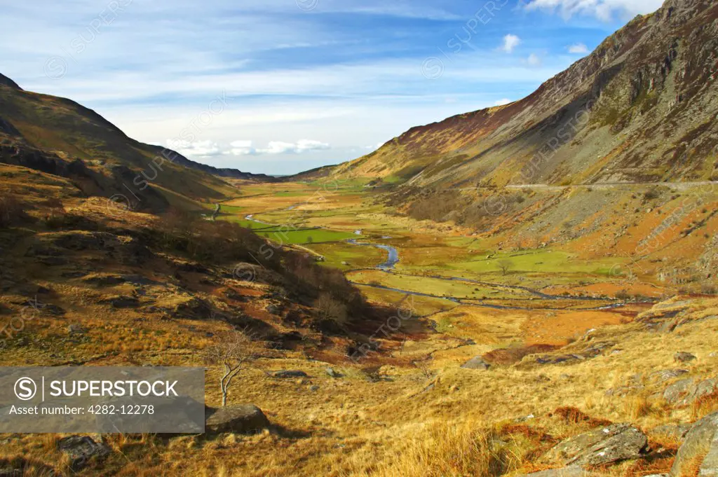 North Wales, Gwynedd, Ogwen Valley. The sweeping expanse of the mountains and fields of the Ogwen Valley.