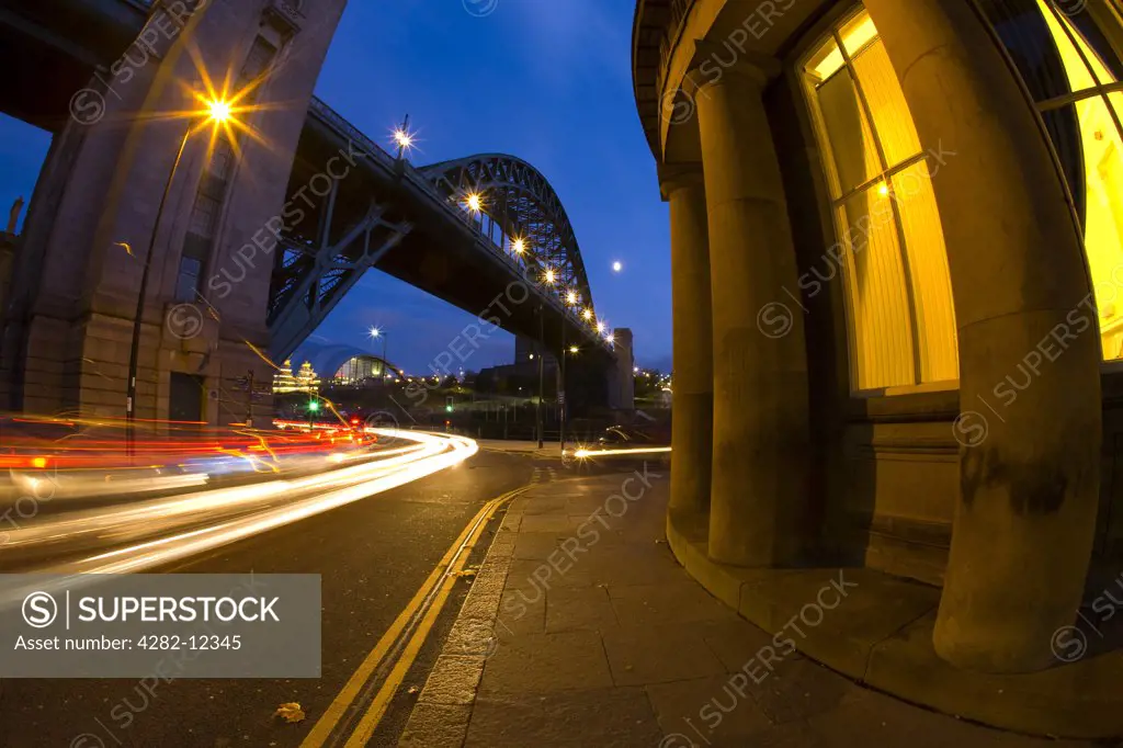 England, Tyne and Wear, Newcastle Upon Tyne. Rush hour traffic near the Tyne Bridge and the Guildhall.