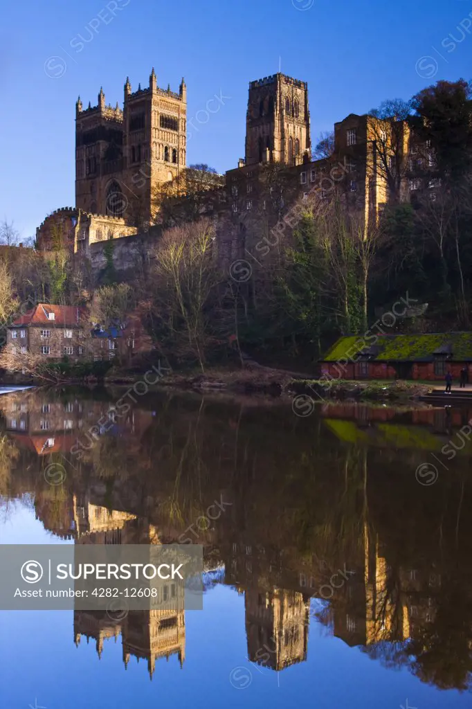 England, County Durham, Durham. Durham Cathedral reflected in the River Wear.