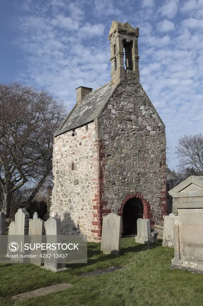 Scotland, Aberdeenshire, Fordyce. Historic 17th century tower at the Kirk in Fordyce.