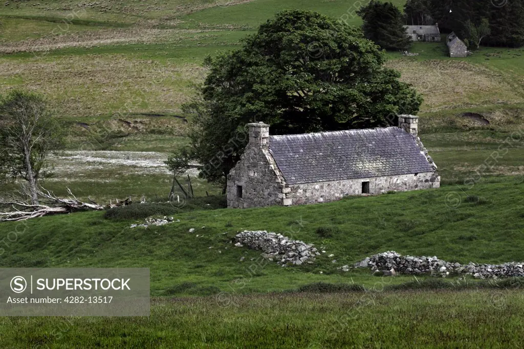 Scotland, Moray, Glenlivet. A derelict stone farm building, one of the many deserted ruins on former crofts in the Cabrach and Glenlivet areas of Scotland.