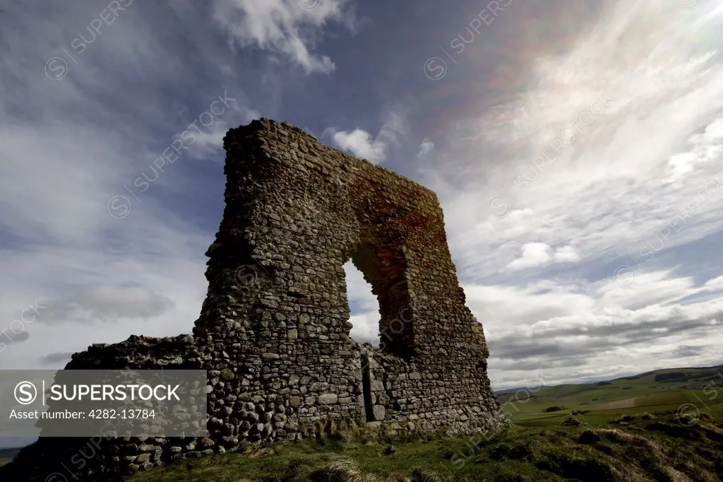 Scotland, Aberdeenshire, Insch. Ancient Dunnideer Pictish Hillfort and 13th century castle ruins.