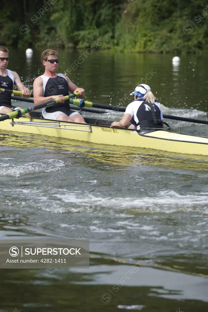 England, Oxfordshire, Henley-on-Thames. A boat crew competing at the annual Henley Royal Regatta.