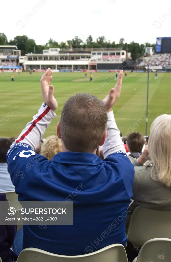 England, West Midlands, Edgbaston. English cricket fan at Edgbaston cricket ground. Cricket is the second biggest sport in the world and there are over one hundred cricket playing nations worldwide.
