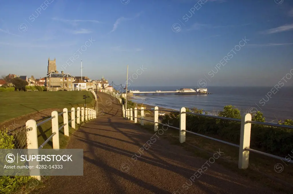 England, Norfolk, Cromer. A view to the old town of Cromer and the pier.