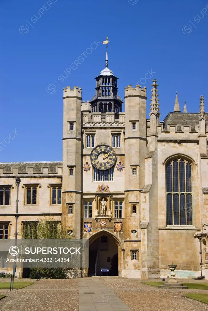 England, Cambridgeshire, Trinity College. The Great Court, clock tower and chapel of Trinity College in Cambridge. The College comprises a Master, and around 160 Fellows, 320 postgraduates, and 650 undergraduates.