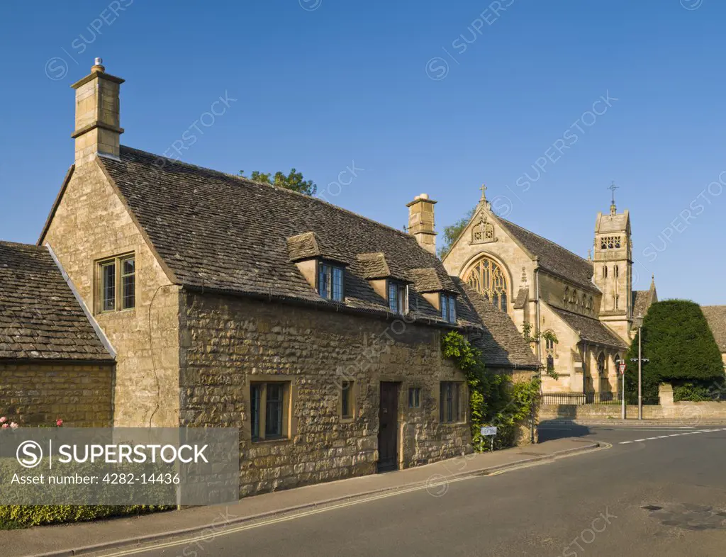 England, Gloucestershire, Chipping Camden. Looking towards the high street and Saint Catharine church in Chipping Camden.