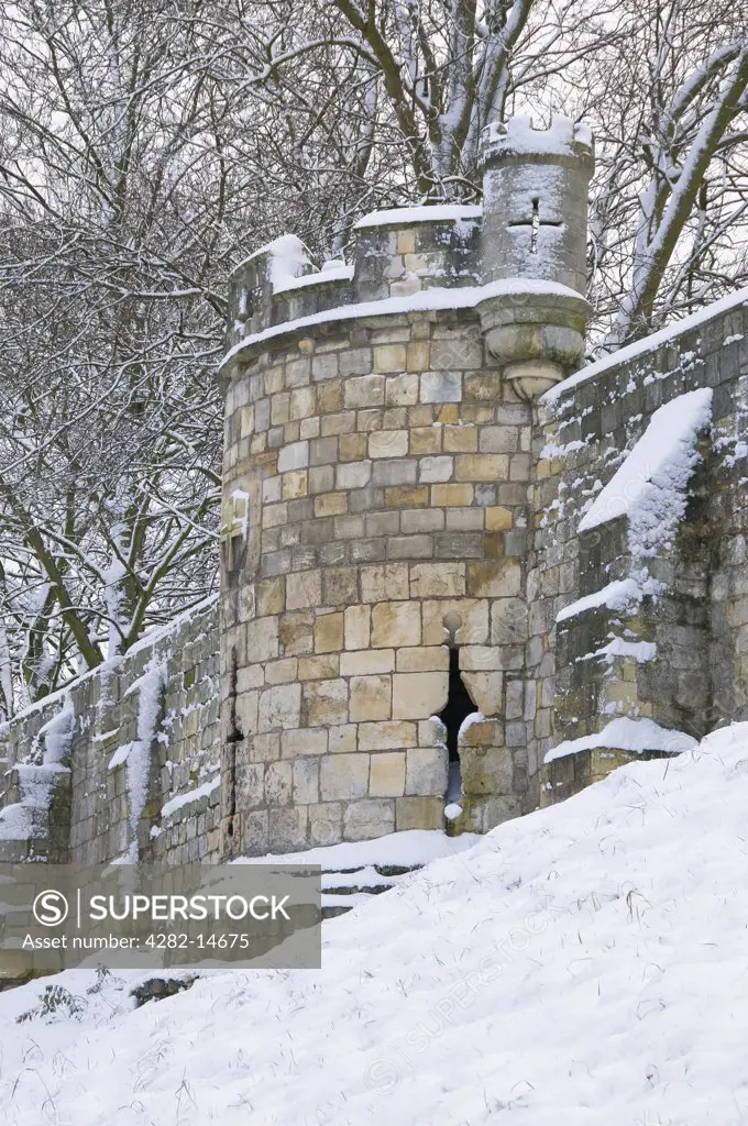England, North Yorkshire, York. Snow on and around the York City Walls in winter.