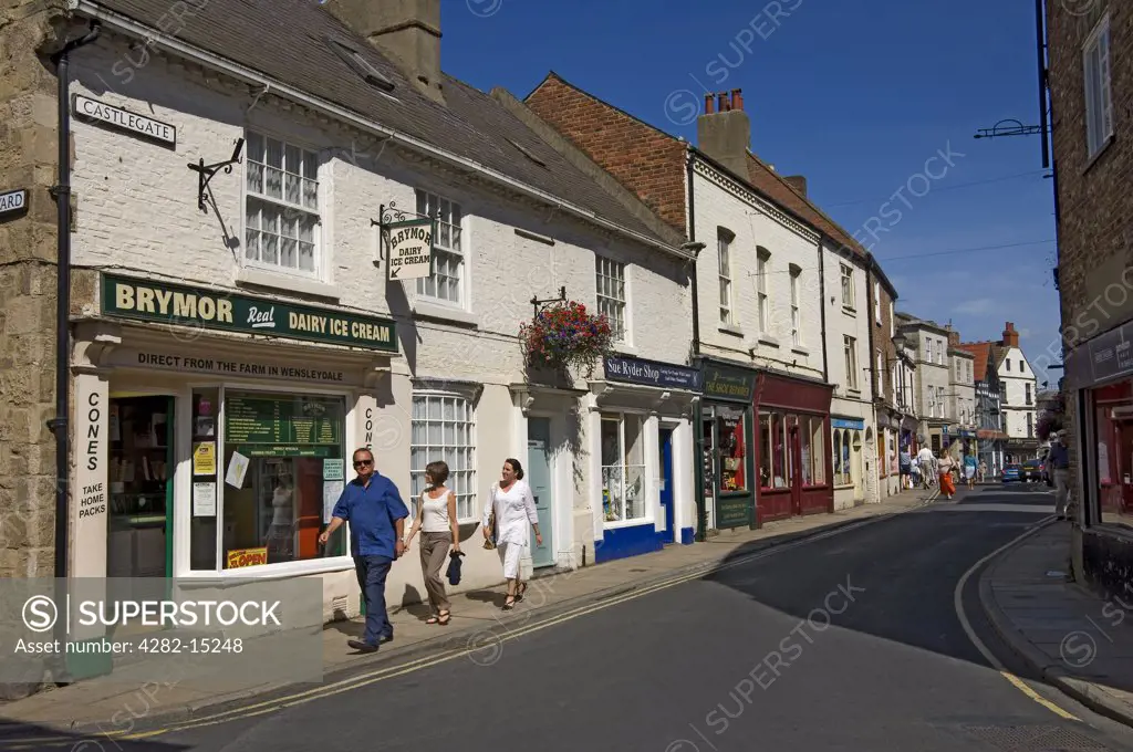 England, North Yorkshire, Knaresborough. A row of shops in Castlegate, Knaresborough.
