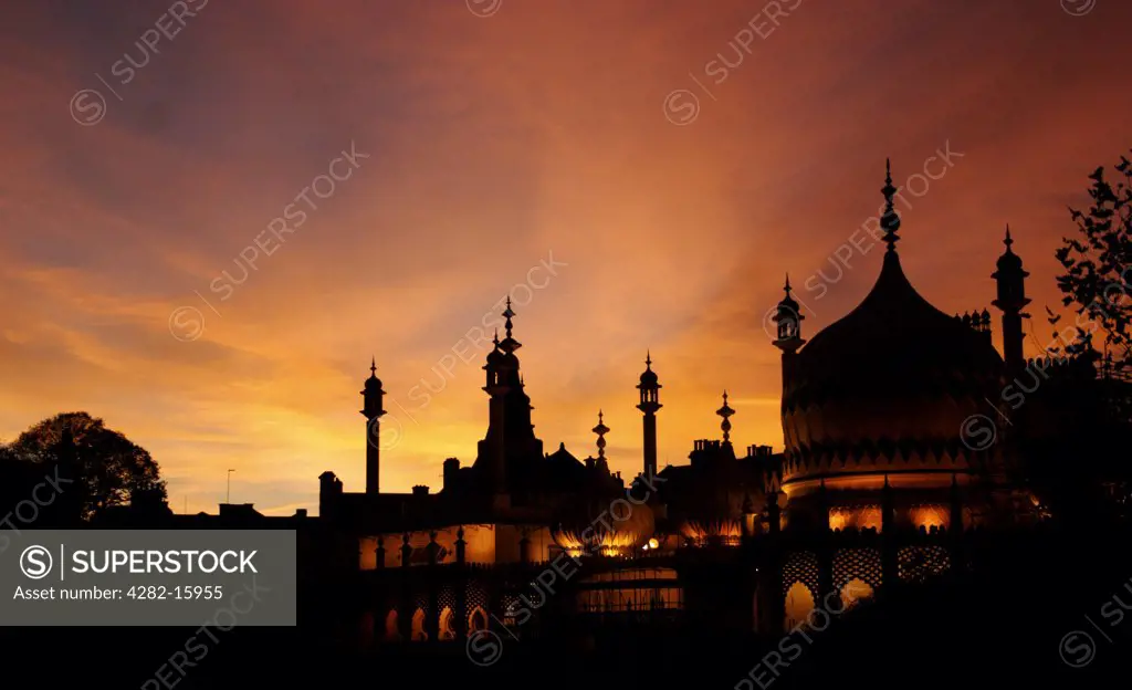 England, East Sussex, Brighton. Sunset over The Royal Pavilion. It was built in the 19th Century as a seaside retreat for the then Prince Regent.