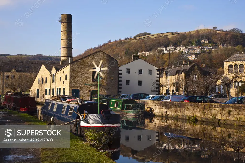 England, West Yorkshire, Hebden Bridge. Barges on the Rochdale canal at Hebden Bridge in Calderdale.