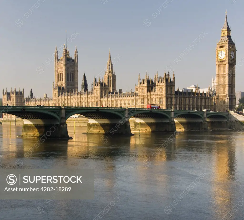England, London, Westminster . Westminster Bridge and the Houses of Parliament.