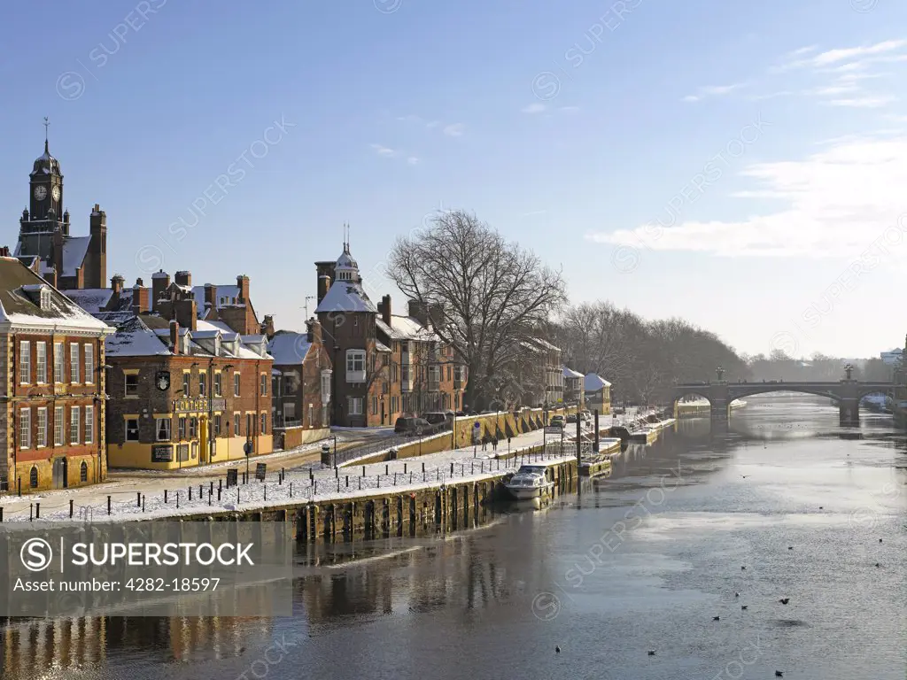 England, North Yorkshire, York. View from Kings Staith along the River Ouse towards Skeldergate Bridge in winter.