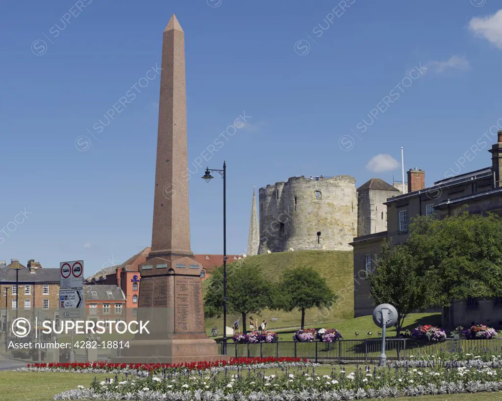 England, North Yorkshire, York. Boer War Memorial to the Green Howards Regiment and Cliffords Tower.