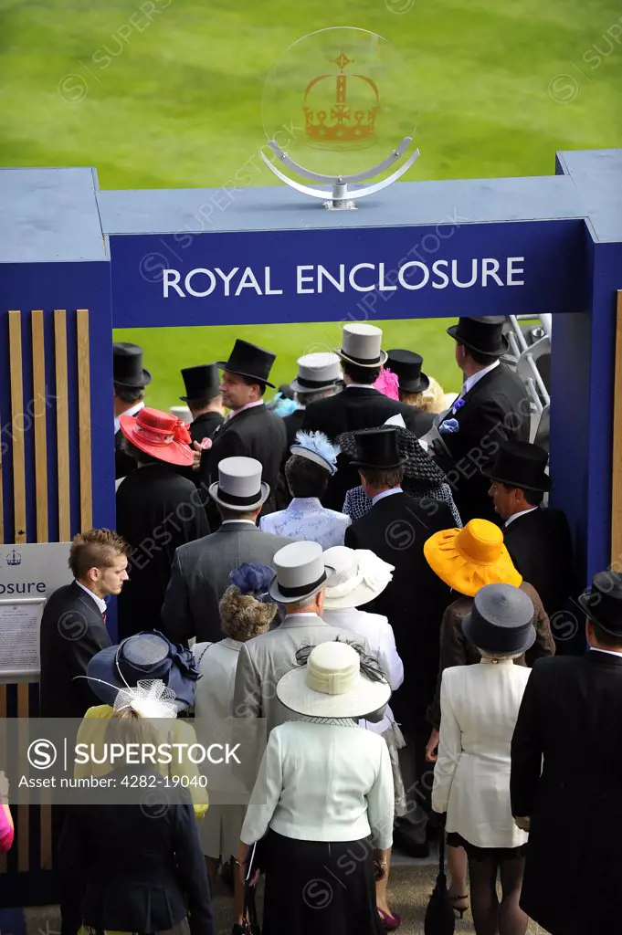 England, Berkshire, Ascot. Racegoers file into the Royal Enclosure viewing area during day one of Royal Ascot 2010.