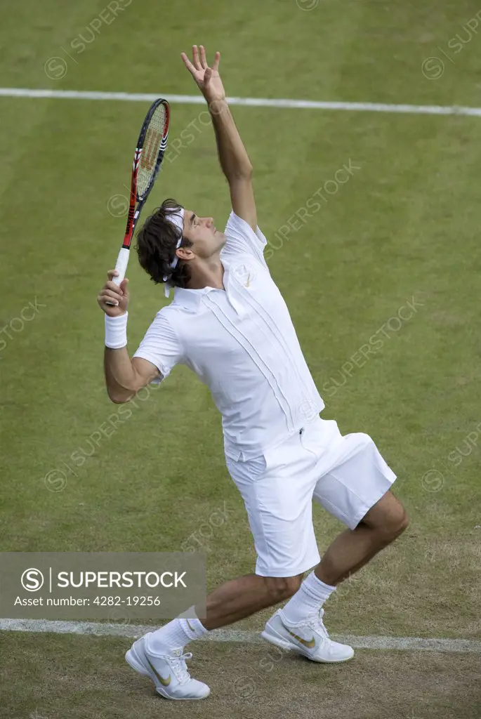 England, London, Wimbledon. Roger Federer (SUI) in action during the Wimbledon Tennis Championships 2010.