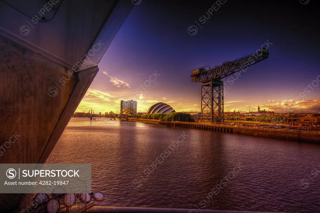 Scotland, Glasgow, Clyde View. A view across the River Clyde toward the Finnieston Crane in Glasgow.