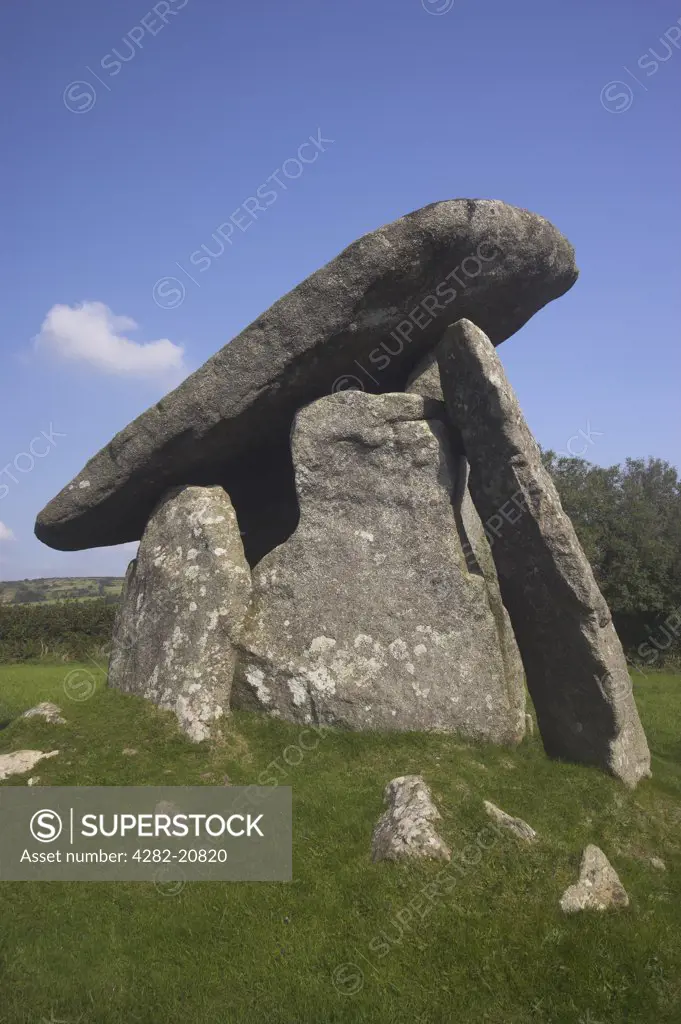 England, Cornwall, Near St Cleer. Trethevy Quoit, a megalithic tomb known locally as ""the giant's house"". The site was constructed in the early and middle Neolithic period between 3700-3300 BC.