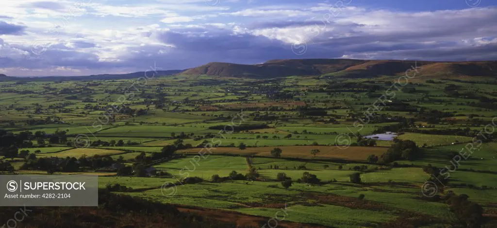 England, Lancashire, Vale of Chipping. The Vale of Chipping from Longridge Fell with the Forest of Bowland beyond.