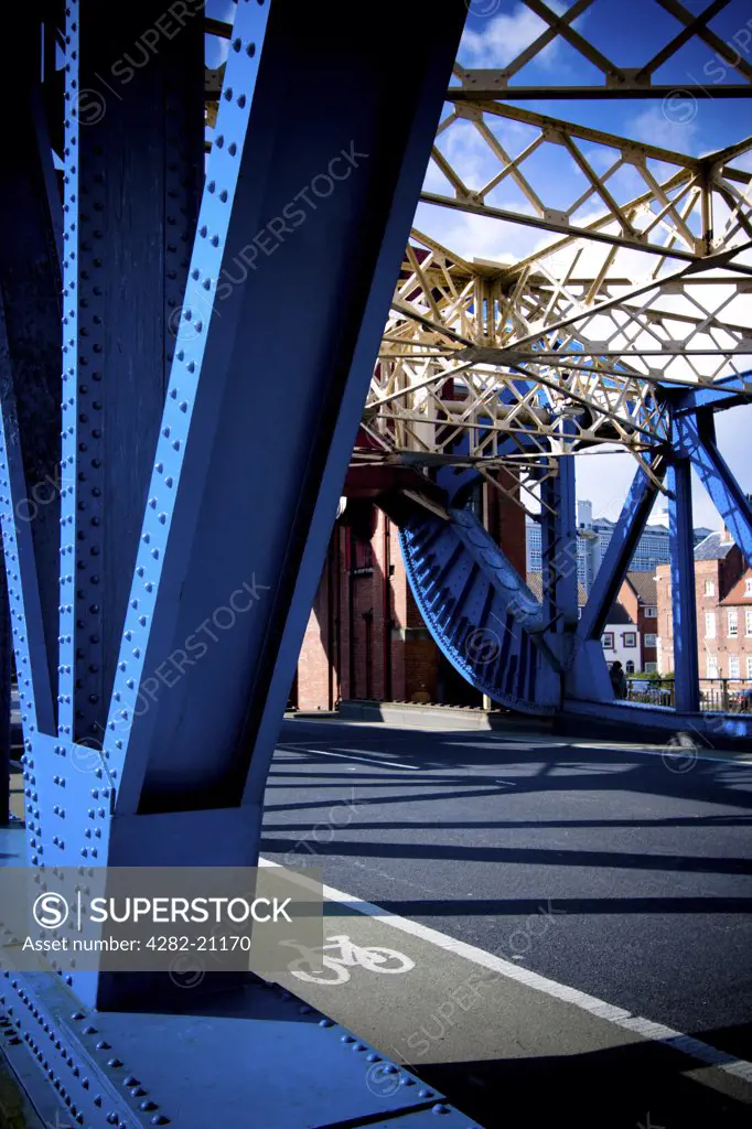 England, East Yorkshire, Kingston Upon Hull. A detailed view of the blue steel on the Drypool Bridge in Kingston Upon Hull.
