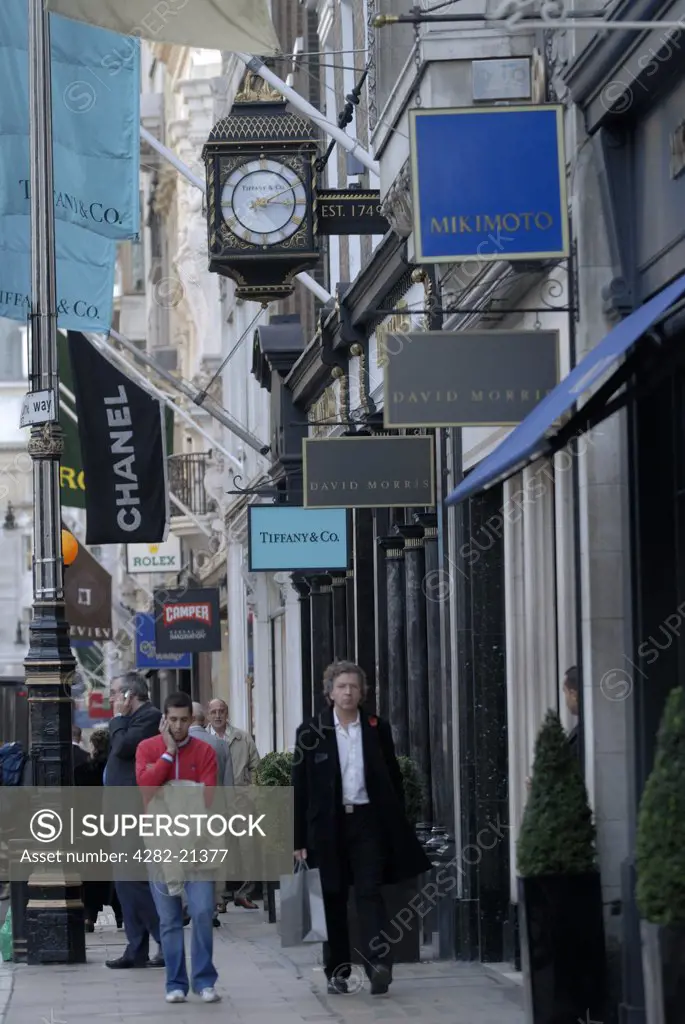 England, London, Old Bond Street. Shoppers in Old Bond Street. Bond Street takes its name from Sir Thomas Bond who purchased a Piccadilly mansion called Clarendon House and proceeded to demolish the house and develop the area.