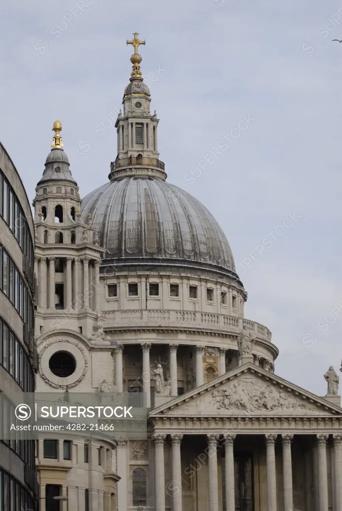England, London, St. Paul's Cathedral. Exterior view of St. Paul's Cathedral.