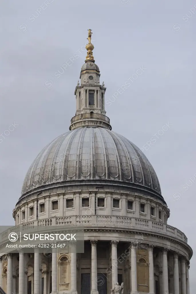 England, London, St. Paul's Cathedral. The dome of St. Paul's Cathedral.