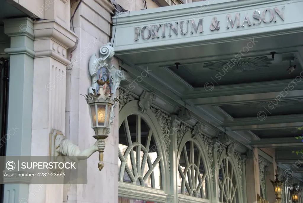 England, London, Westminster. Exterior view of the Fortnum and Mason department store in Piccadilly.