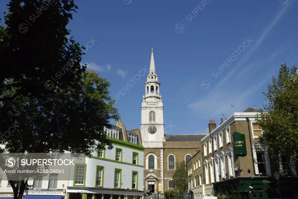 England, London, Clerkenwell. Clerkenwell Green and St James's Church.