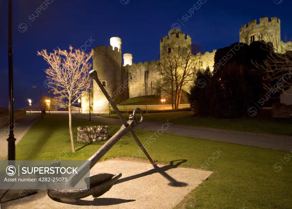 Wales, Clwyd, Conwy Castle. Anchor in front of Conwy Castle at dusk.