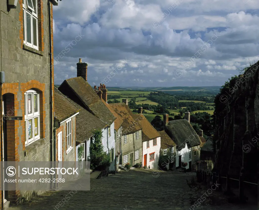 England, Dorset, Shaftesbury. A row of houses on Gold Hill.