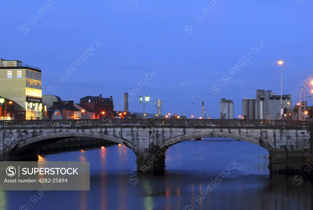 Republic of Ireland, County Cork, Cork. Dusk over the River Lee in Cork.