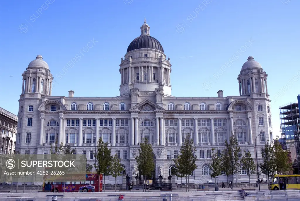 England, Merseyside, Liverpool. The Port of Liverpool building at the Pier Head, one of Liverpool's 'Three Graces'.