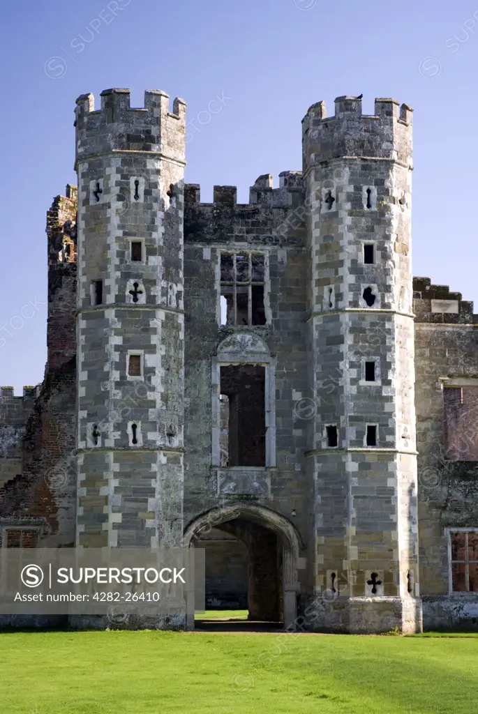 England, West Sussex, Midhurst. The gatehouse of Cowdray Ruins, one of Southern England's most important early Tudor courtier's palaces set in the grounds of Cowdray Park.