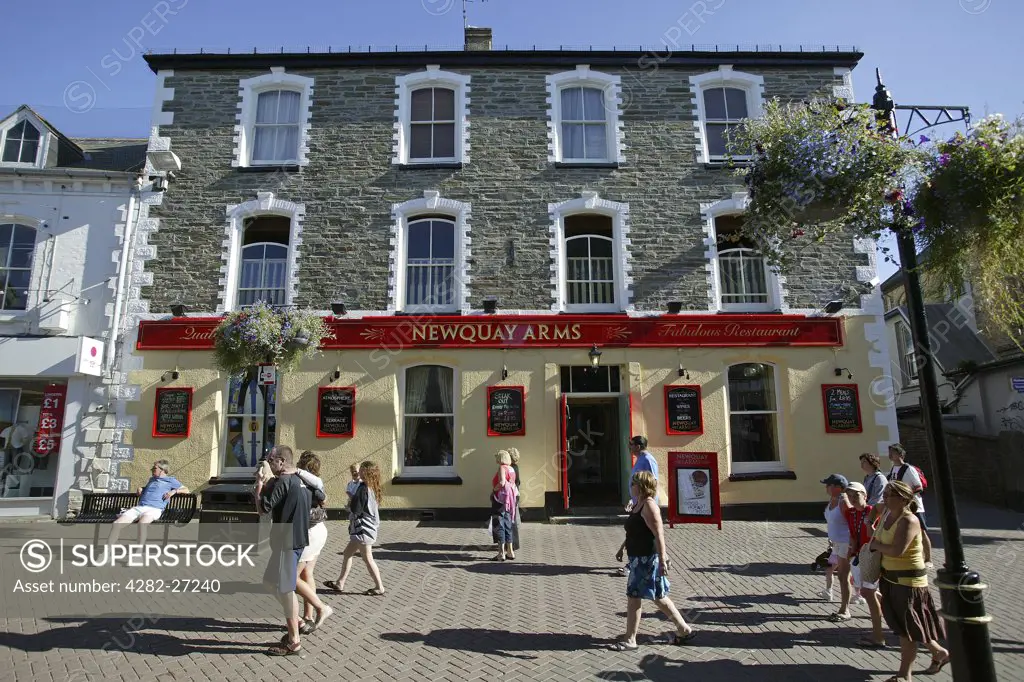 England, Cornwall, Newquay. The Newquay Arms Pub in Newquay.
