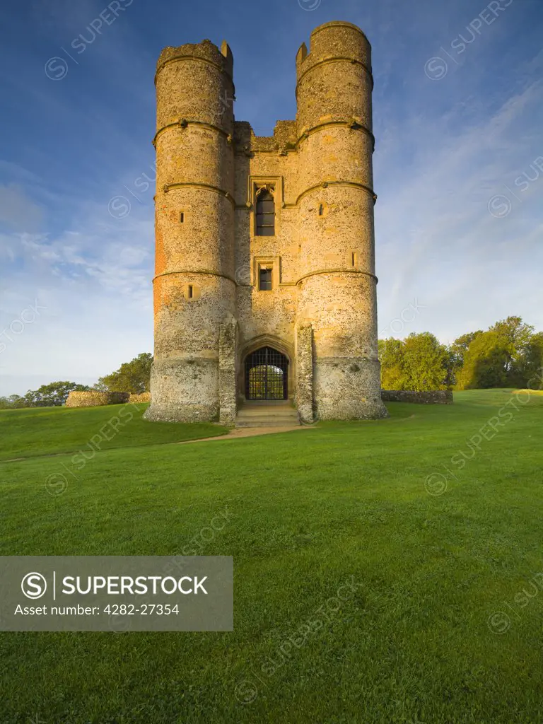England, Berkshire, Newbury. The twin towered gatehouse, all that remains of Donnington Castle, built by Richard Abberbury the Elder in 1386.