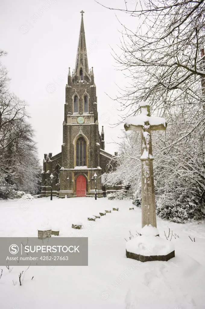 England, London, Highgate. Snow covering the church grounds of St Michael's, Highgate.