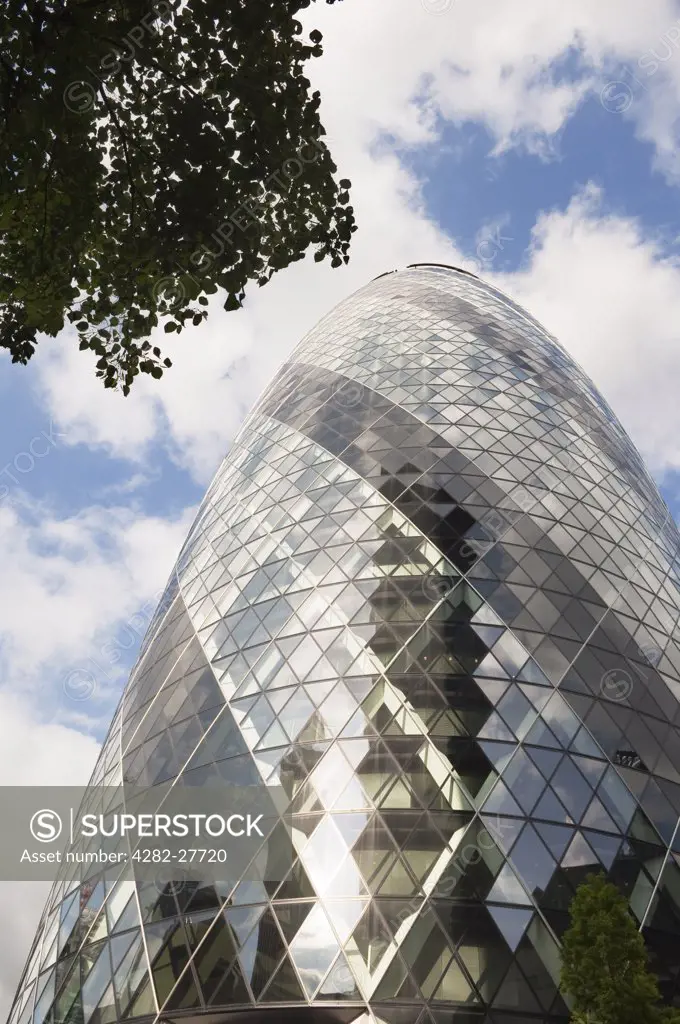 England, London, City of London. 30 St Mary Axe, also known as the Gherkin and the Swiss Re Building in the City of London.