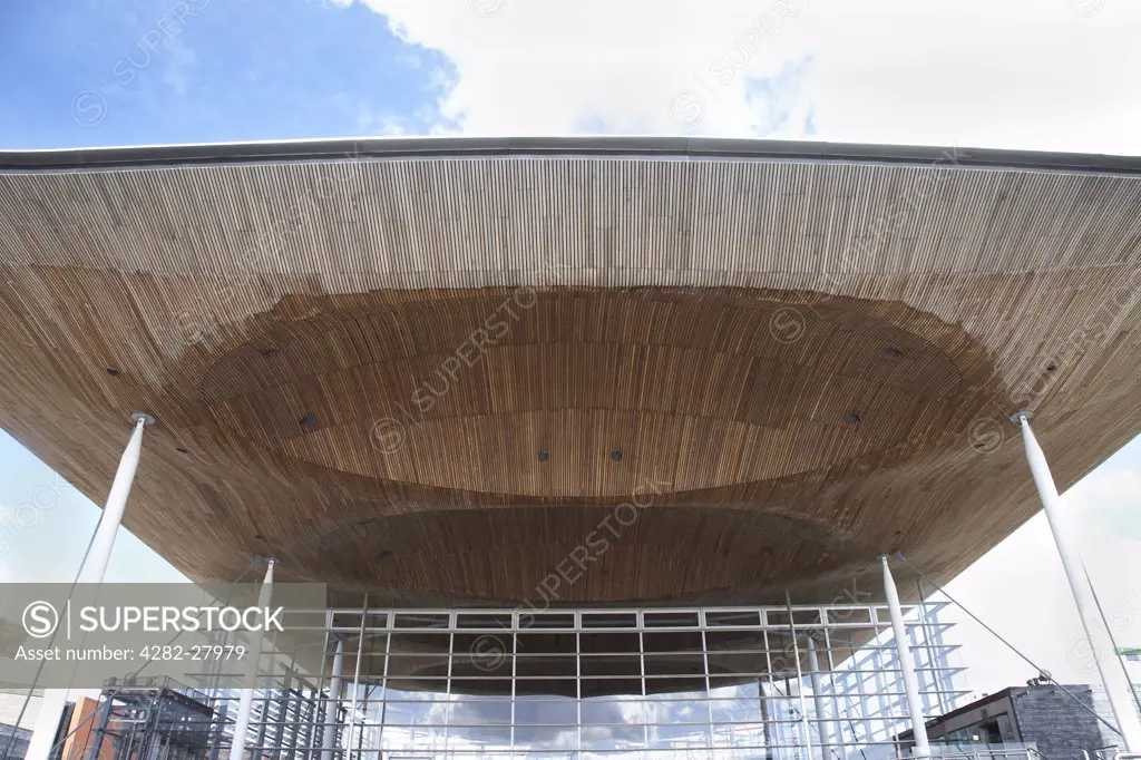 Wales, Cardiff, Cardiff Bay. Front view of The Welsh Assembly at Cardiff Bay.