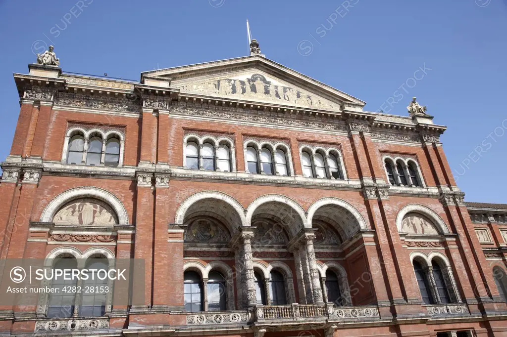England, London, South Kensington. An exterior view of the Victoria and Albert Museum in South Kensington.