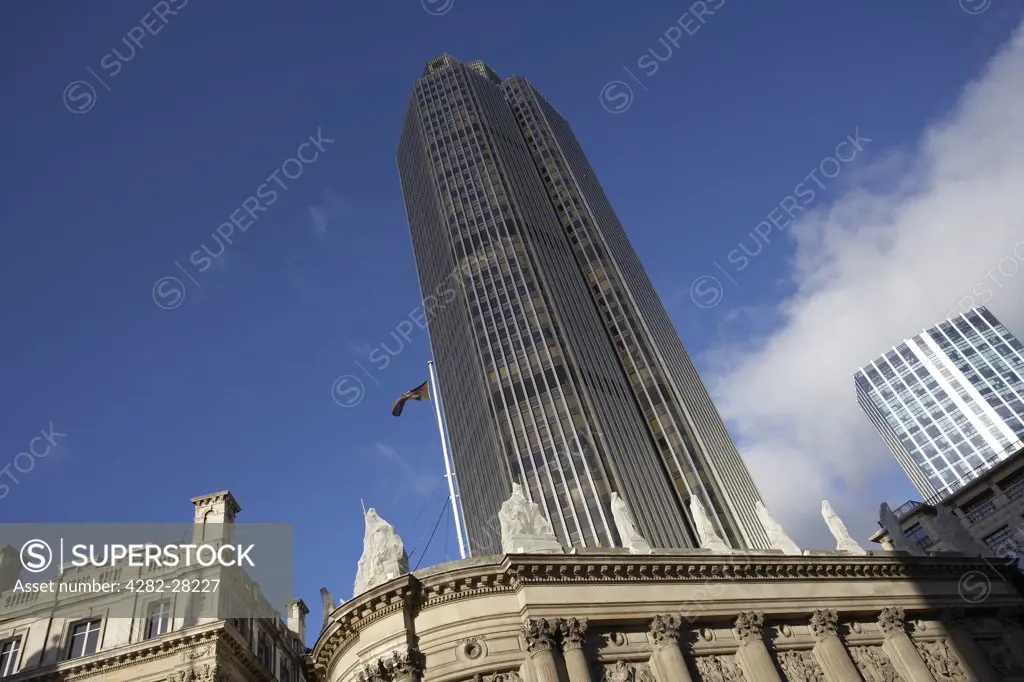 England, London, City of London. Nat West Tower at Bishopsgate in the City of London.