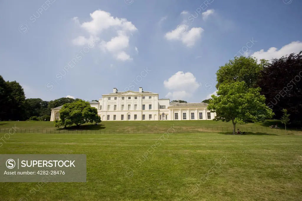 England, London, Hampstead Heath. Kenwood House also known as the Iveagh Bequest, a 17th century former stately home set in tranquil parkland by Hampstead Heath.