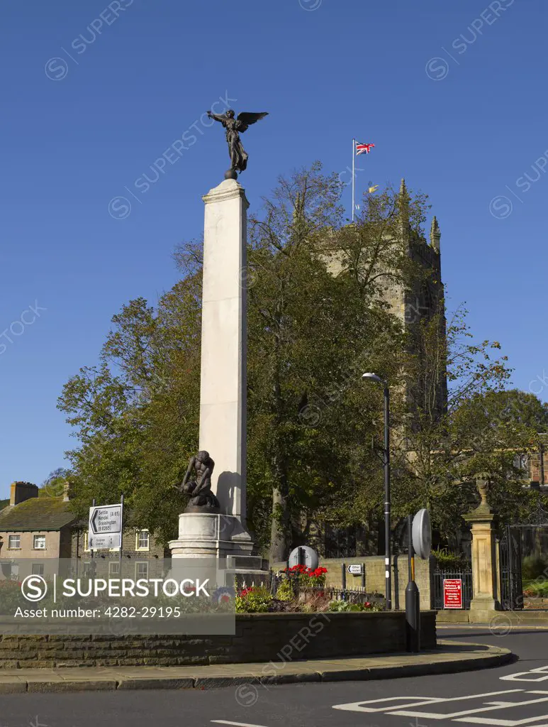 England, North Yorkshire, Skipton. War Memorial by Manchester sculptor John Cassidy in Skipton High Street.