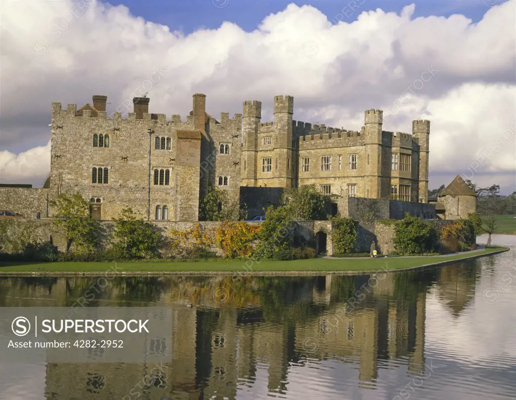 England, Kent, Maidstone. Reflections in the water of Leeds Castle.