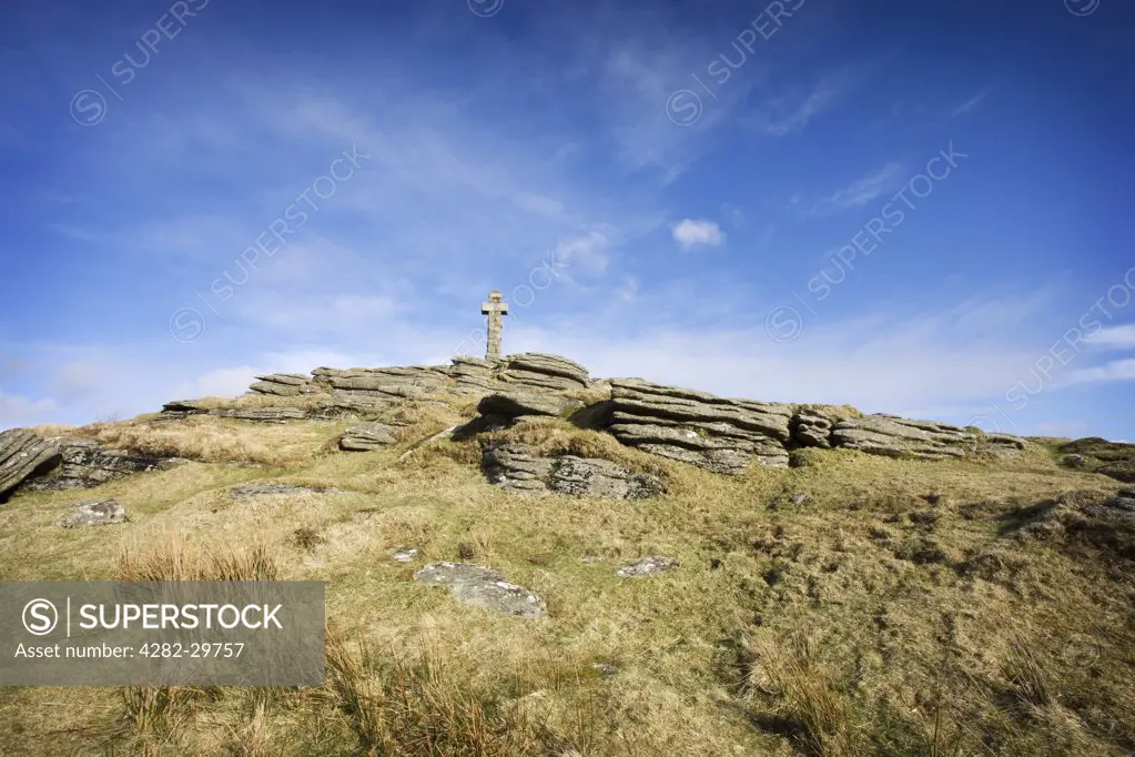 England, Devon, Brat Tor. Widgery Cross on Brat Tor near Lydford in Dartmoor.