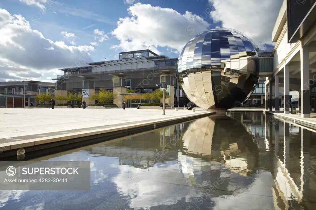 England, Bristol, Bristol. At-Bristol's Planetarium in Millennium Square.